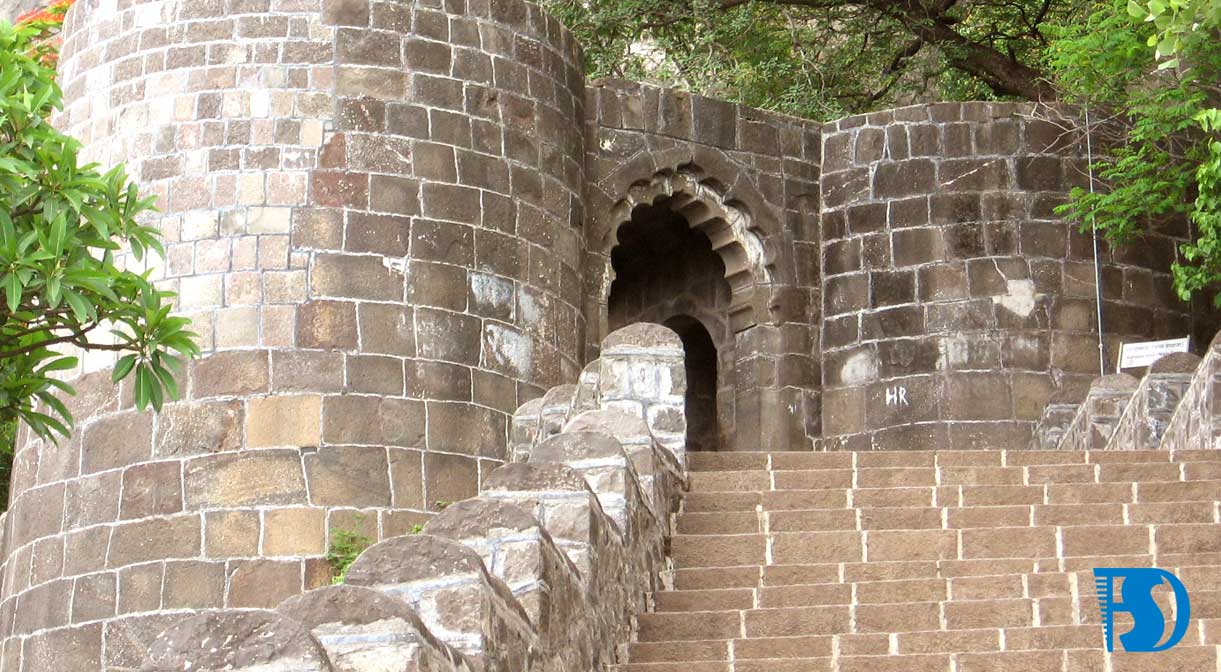 Shivneri Fort History, Facts, Wiki & more info..
