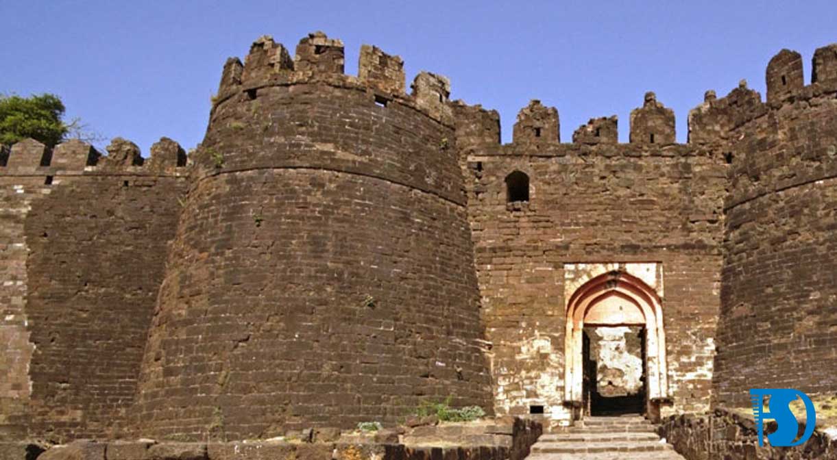 Daulatabad Fort History, Wiki, Facts & more info..